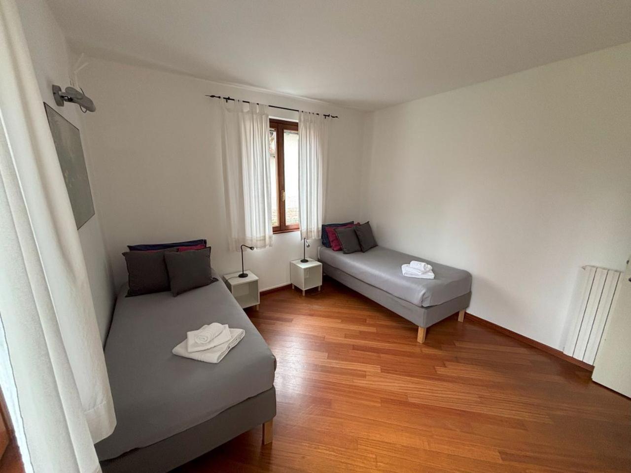 Casa Vacanze Magnolia Borgo Ticino Ngoại thất bức ảnh