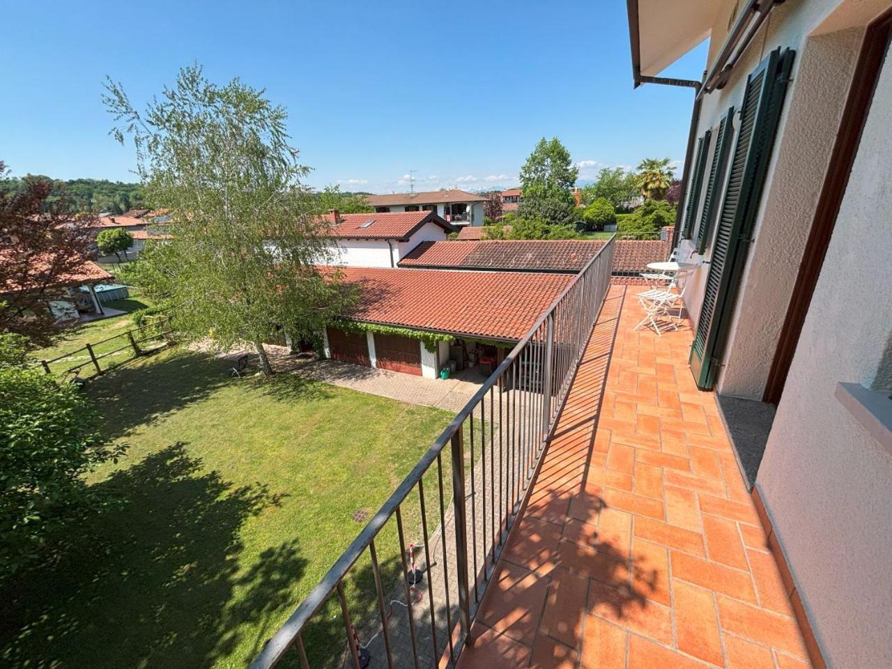 Casa Vacanze Magnolia Borgo Ticino Ngoại thất bức ảnh
