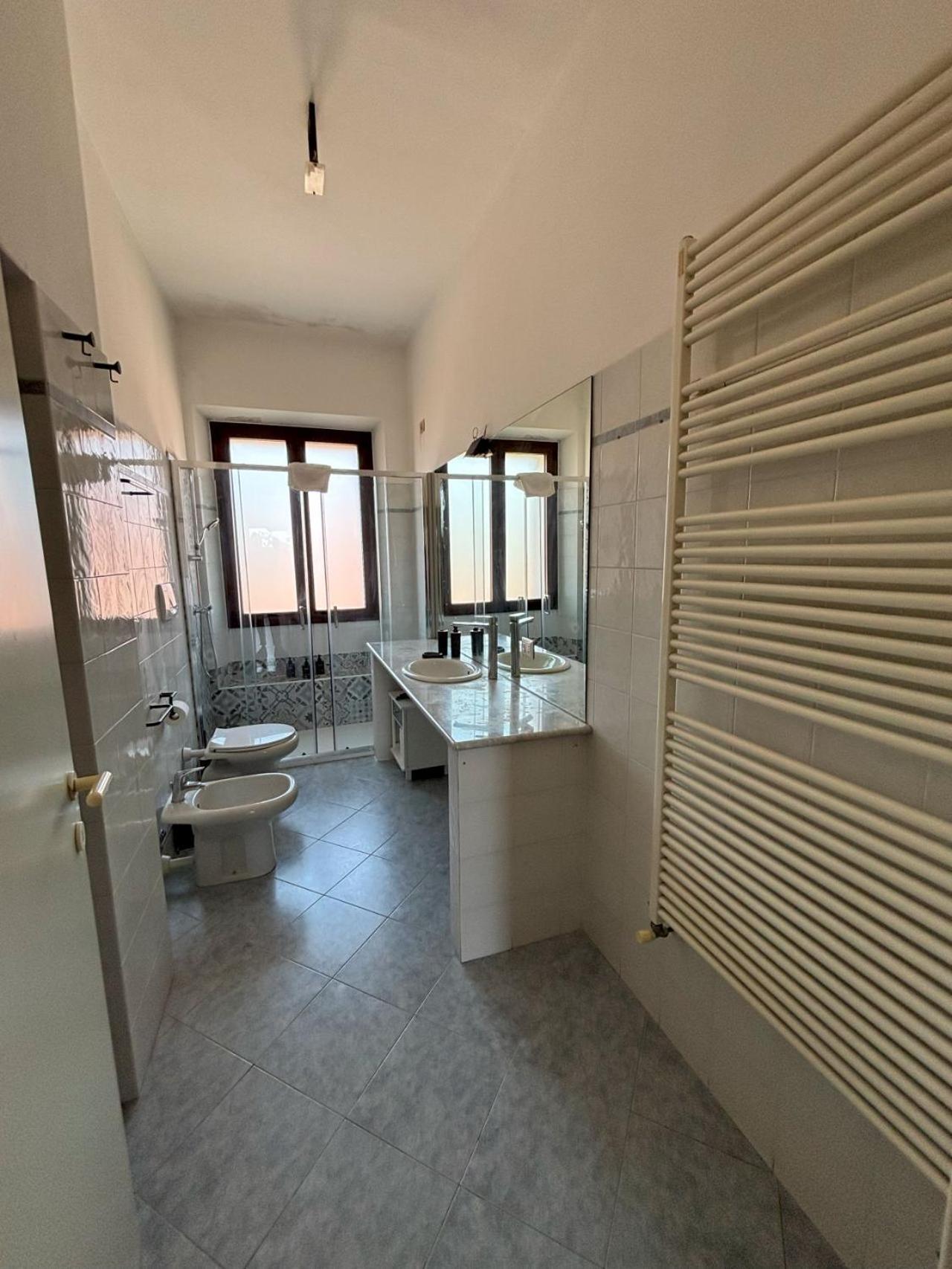 Casa Vacanze Magnolia Borgo Ticino Ngoại thất bức ảnh