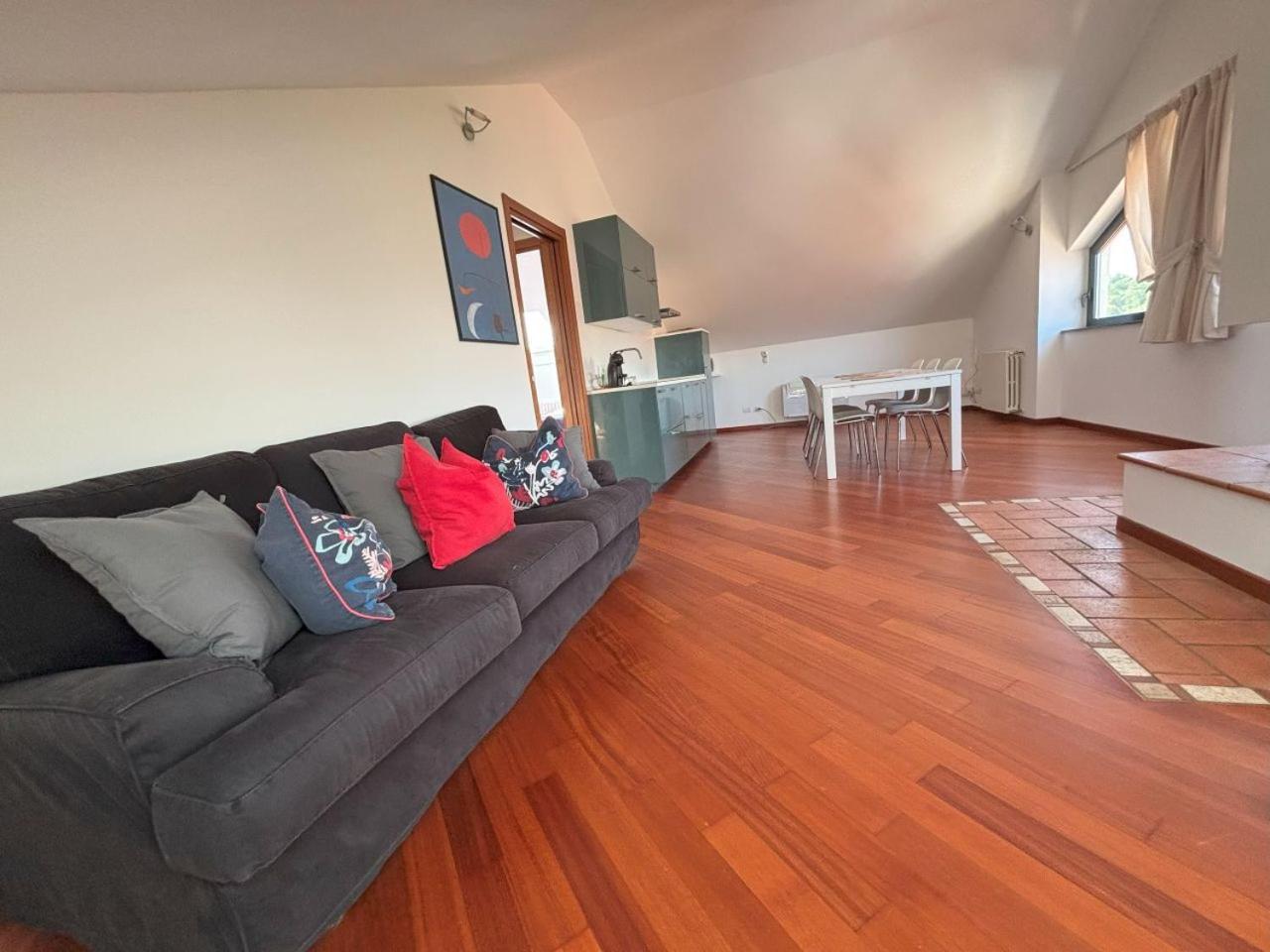 Casa Vacanze Magnolia Borgo Ticino Ngoại thất bức ảnh