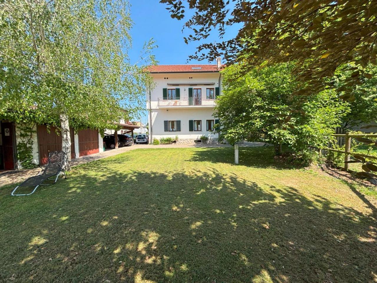 Casa Vacanze Magnolia Borgo Ticino Ngoại thất bức ảnh